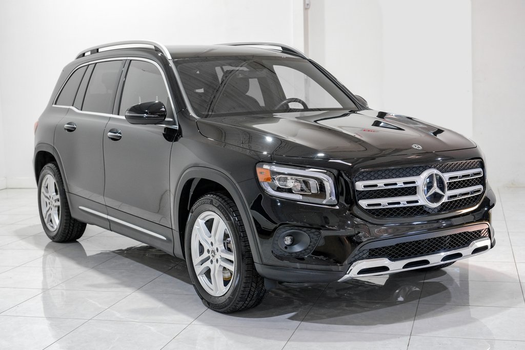 Vehicle image 3 of 53