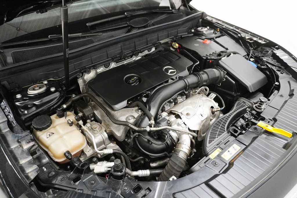 Vehicle image 9 of 31