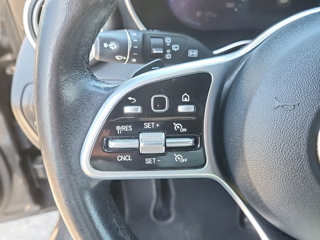Vehicle image 22 of 27