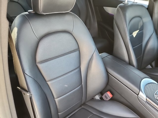 Vehicle image 17 of 27