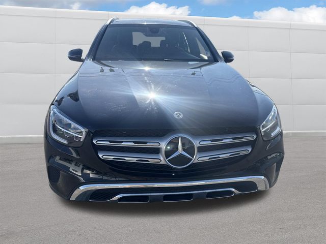 2020 Mercedes-Benz GLC 300 Image 2 of 40