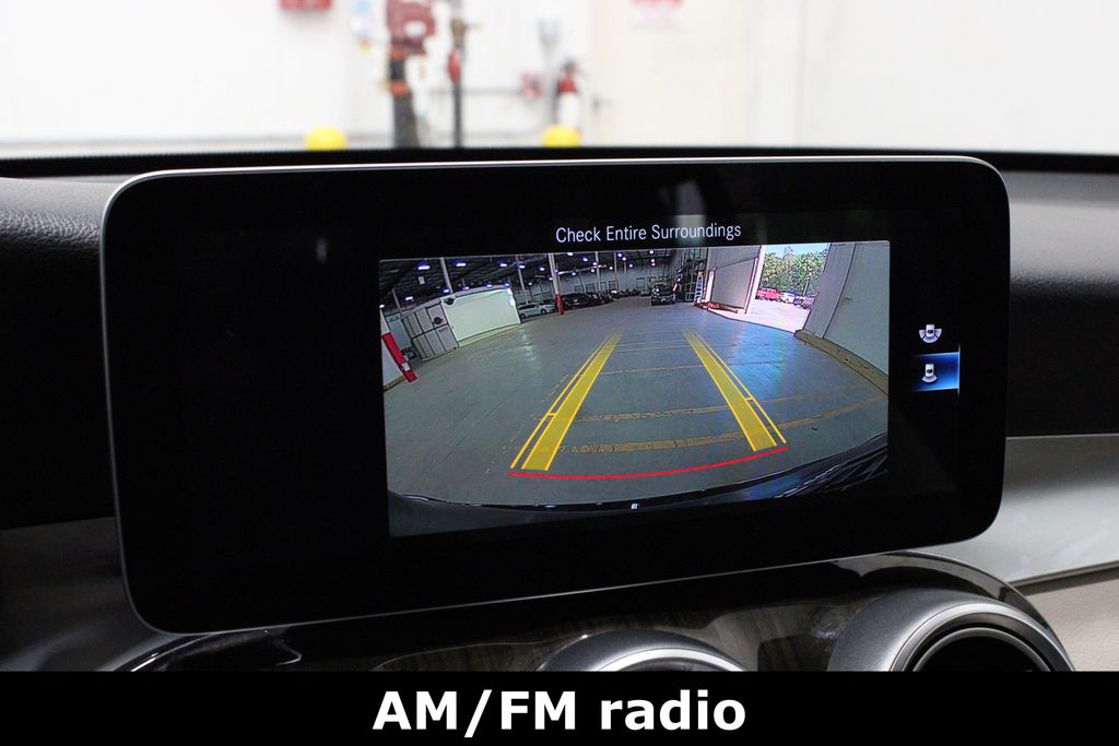 2020 Mercedes-Benz GLC 300 Image 26 of 37