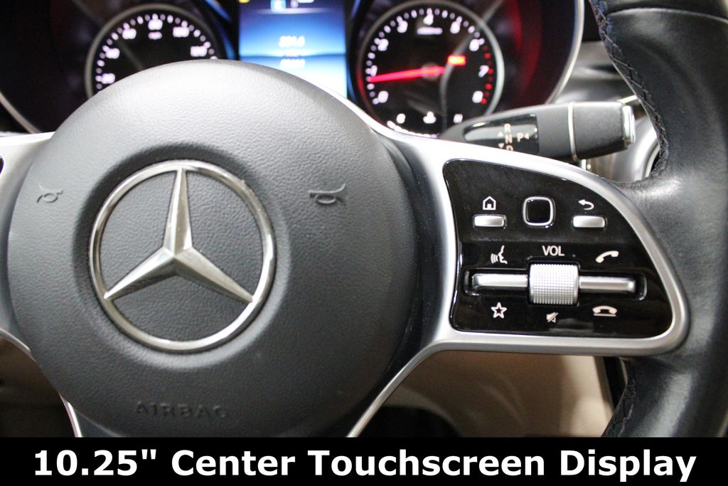 2020 Mercedes-Benz GLC 300 Image 33 of 37