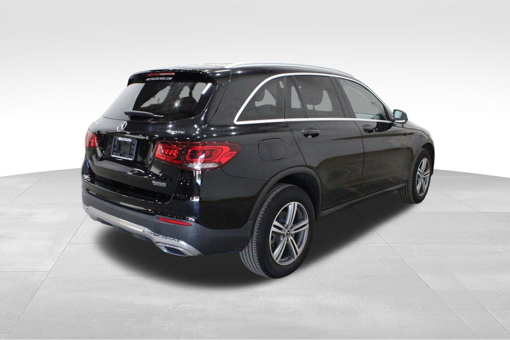 2020 Mercedes-Benz GLC 300 Image 5 of 37
