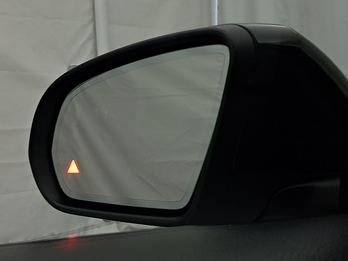 Vehicle image 18 of 55