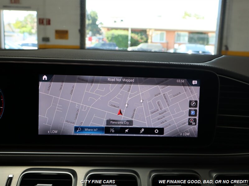Vehicle image 15 of 24