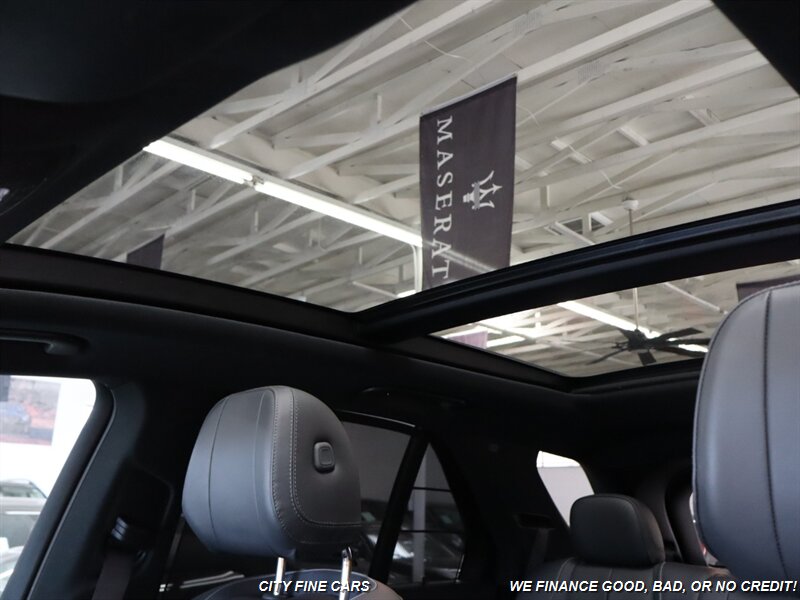 Vehicle image 12 of 24