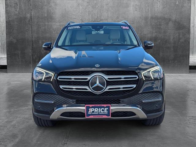Vehicle image 2 of 21