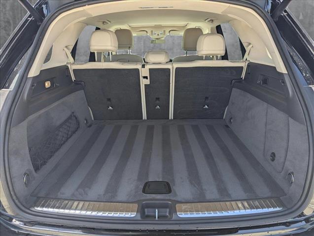 Vehicle image 9 of 21