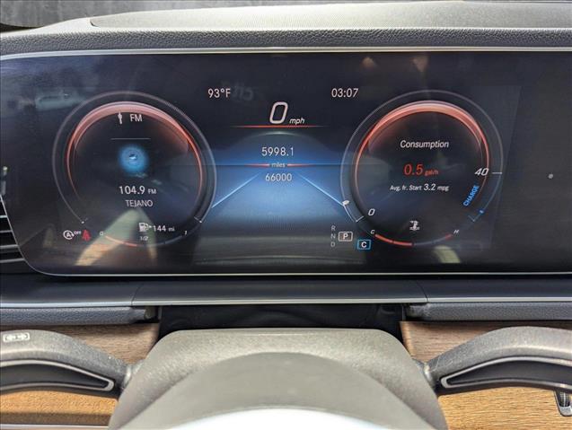 Vehicle image 14 of 21
