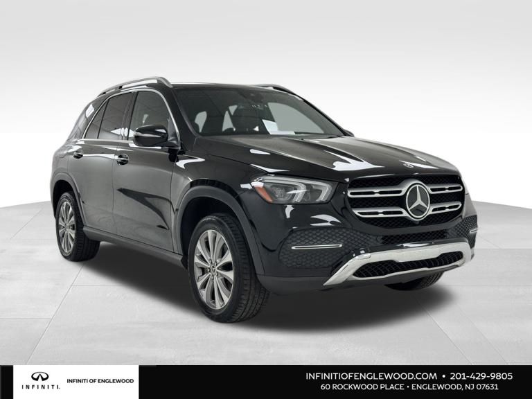 Vehicle image 3 of 48