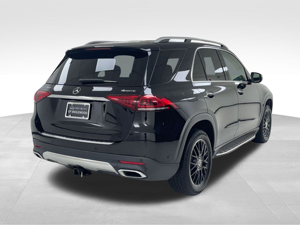Vehicle image 5 of 47