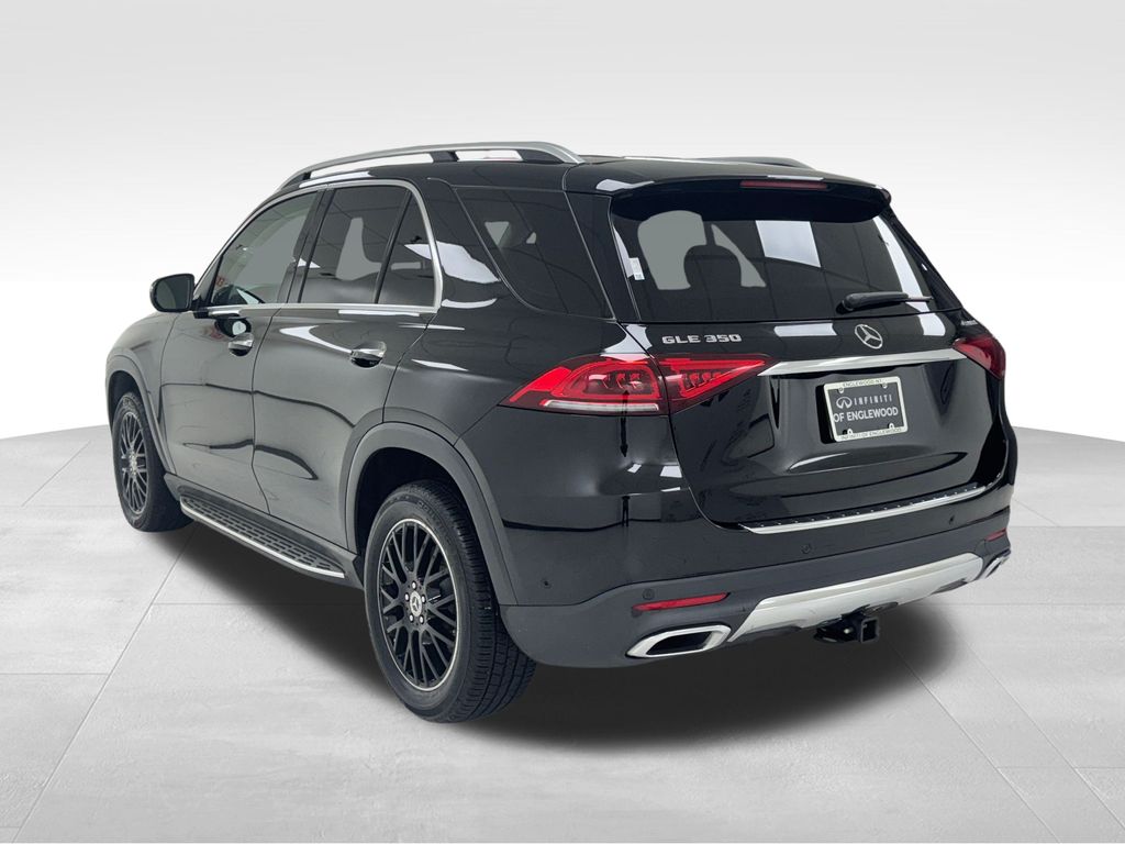 Vehicle image 7 of 47