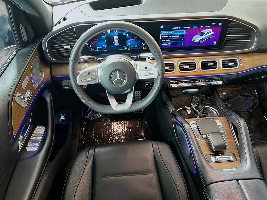 Vehicle image 22 of 37