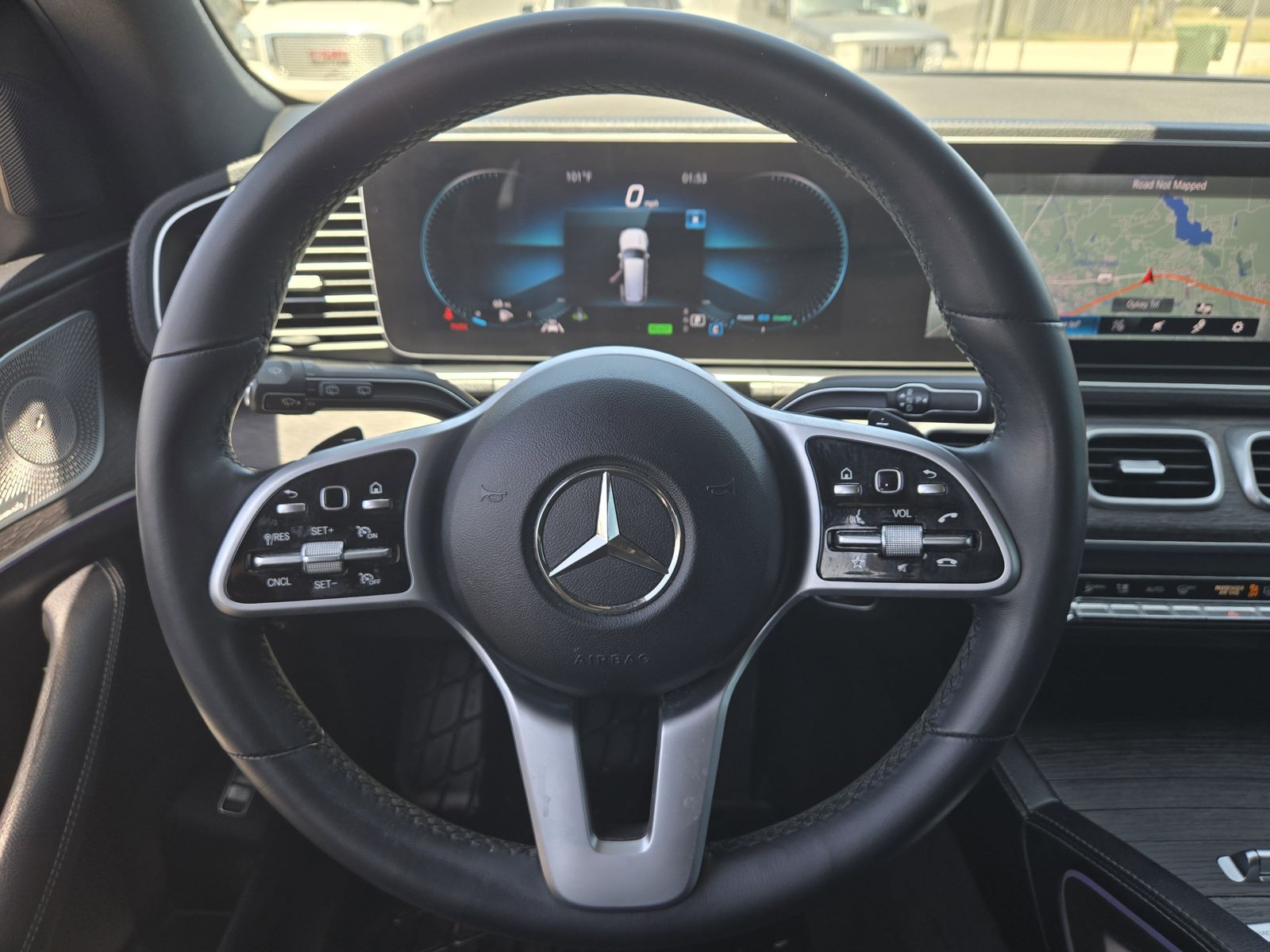 Vehicle image 17 of 35