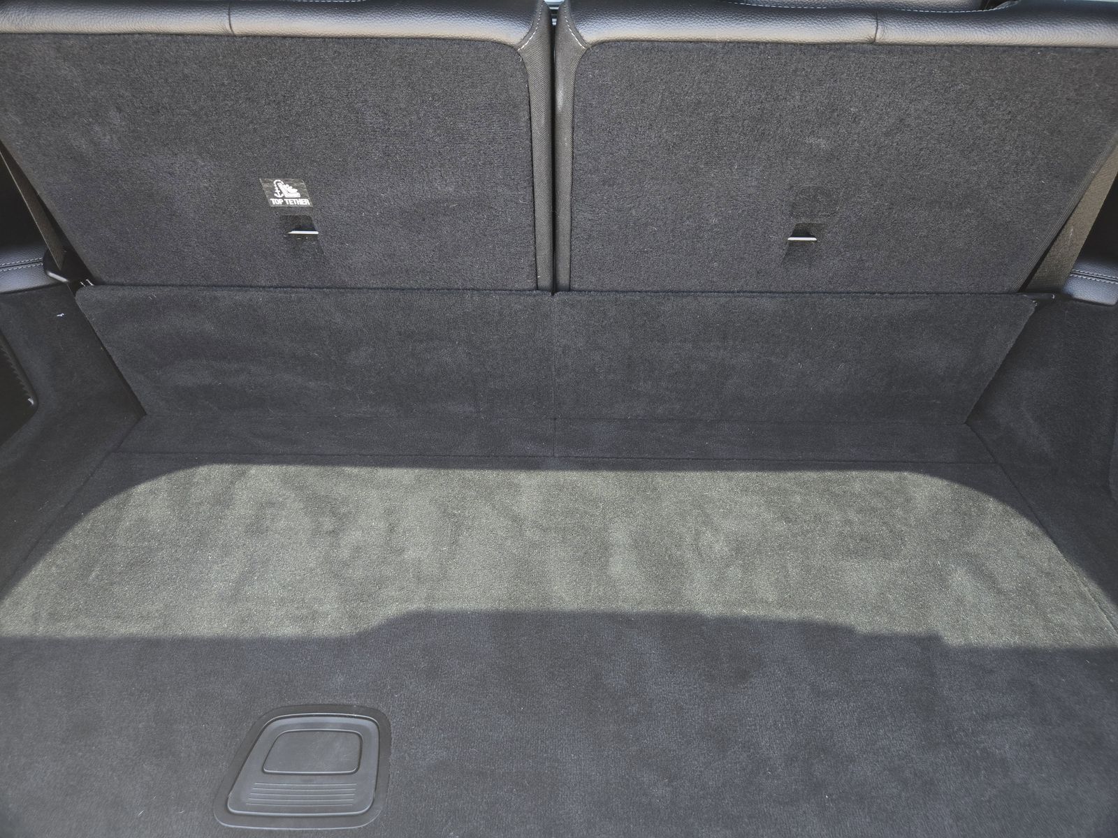 Vehicle image 8 of 35