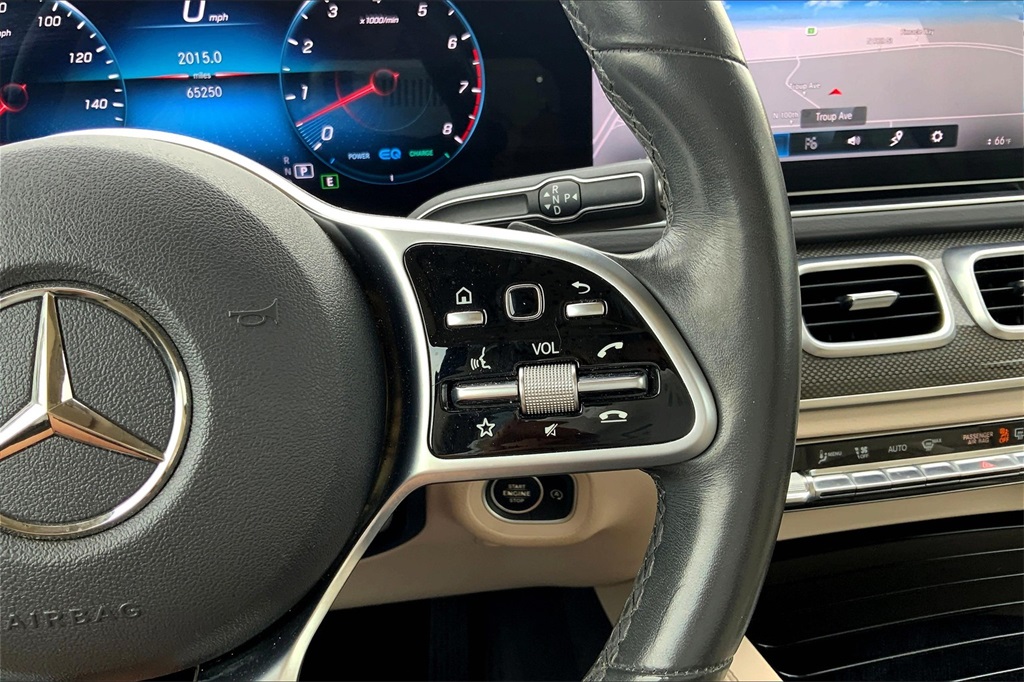 Vehicle image 20 of 40
