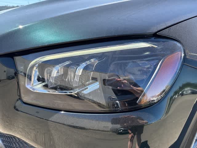 Vehicle image 38 of 39