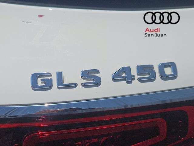 Vehicle image 38 of 39