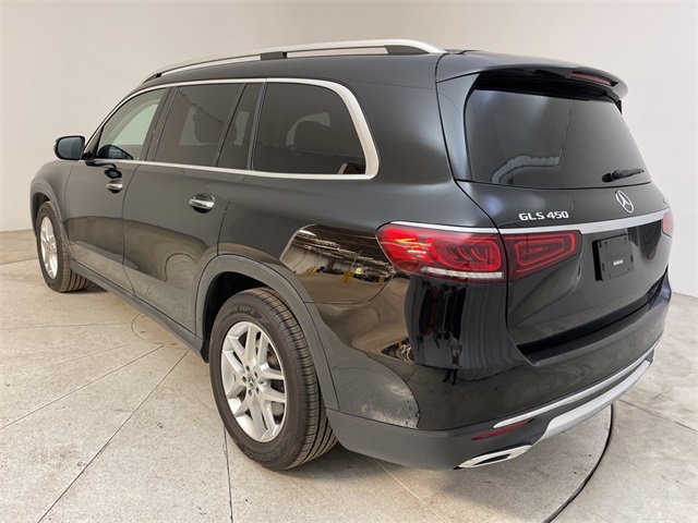 Vehicle image 8 of 25