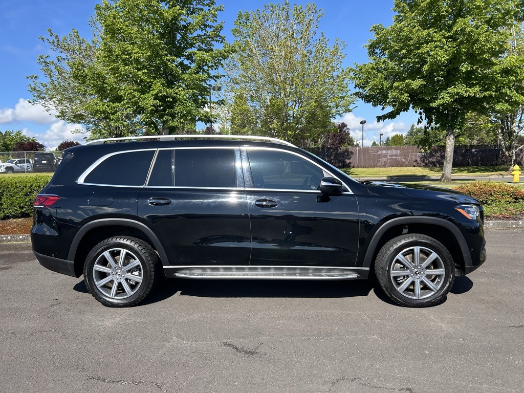 Vehicle image 5 of 34