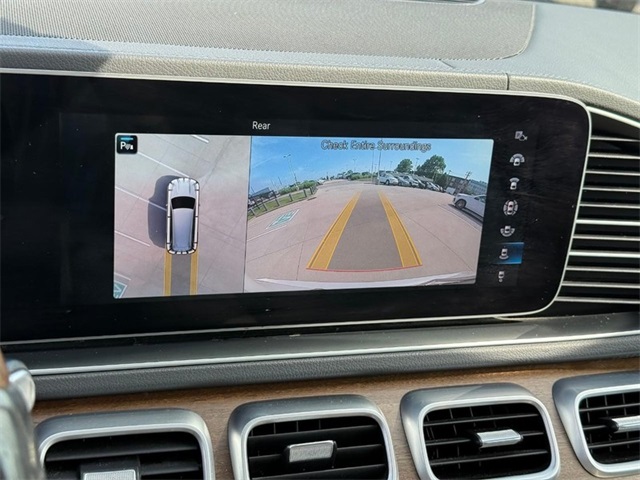 Vehicle image 15 of 27