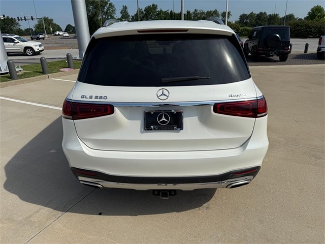 Vehicle image 6 of 27