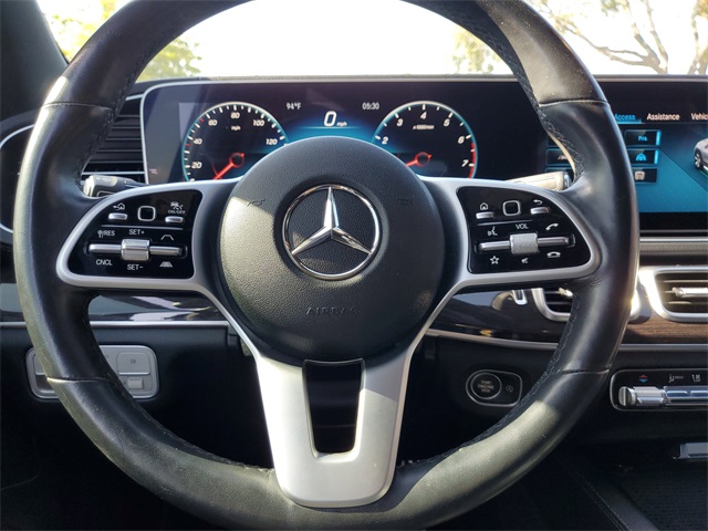 Vehicle image 32 of 39