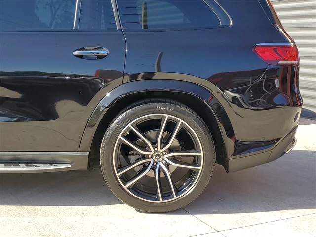 Vehicle image 6 of 39
