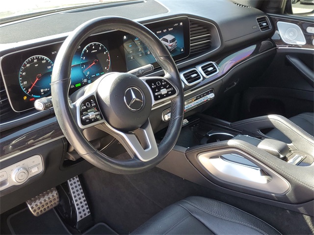 Vehicle image 15 of 39