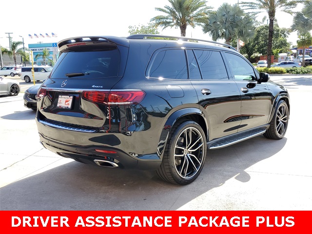 Vehicle image 3 of 39