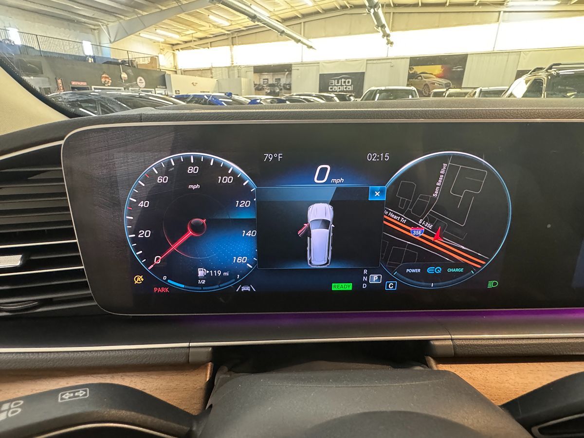Vehicle image 22 of 49