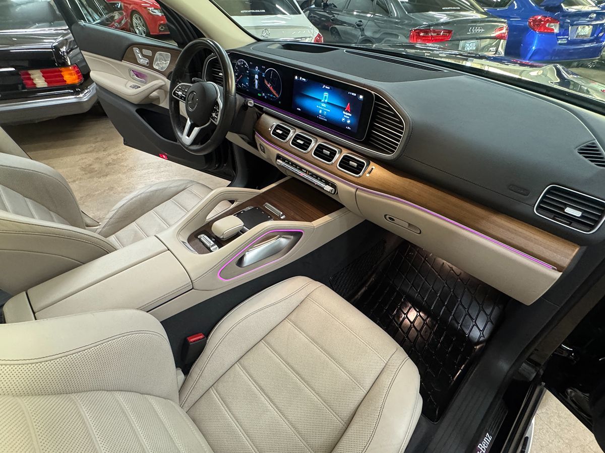 Vehicle image 20 of 49
