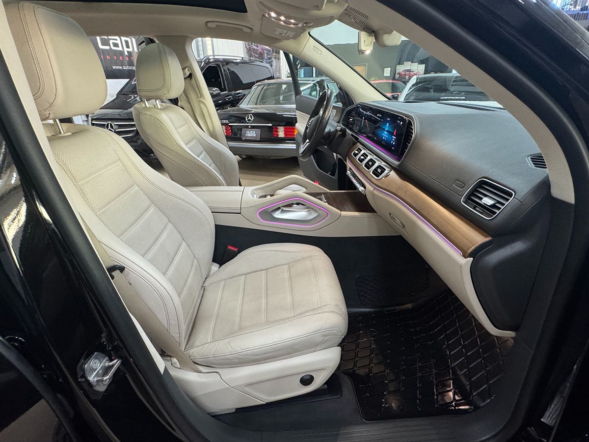 Vehicle image 16 of 49