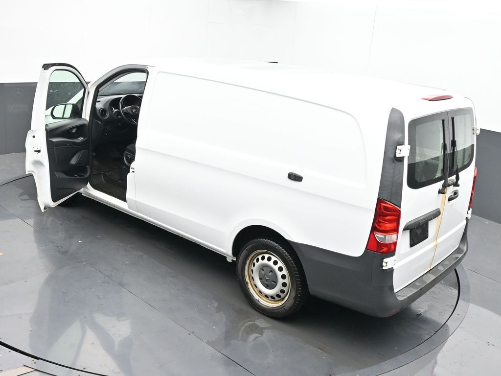 Vehicle image 50 of 58