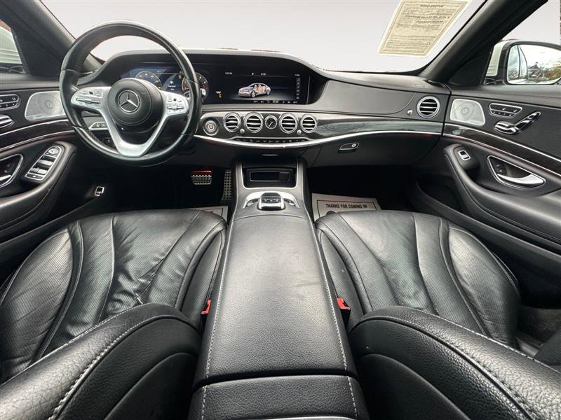 Vehicle image 11 of 15