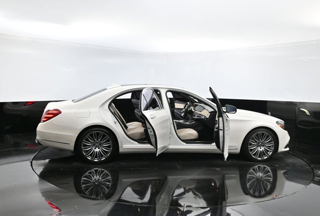Vehicle image 16 of 41