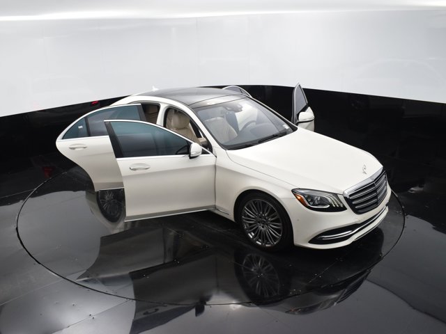 Vehicle image 11 of 41