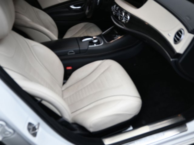 Vehicle image 37 of 41