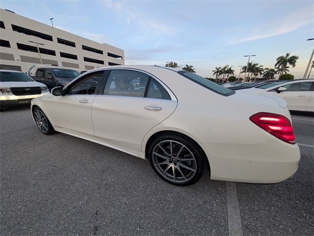 Vehicle image 6 of 27