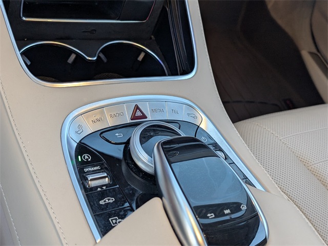 Vehicle image 25 of 27