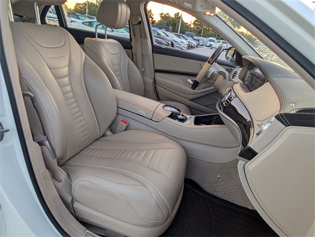 Vehicle image 9 of 27