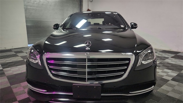 Vehicle image 9 of 34