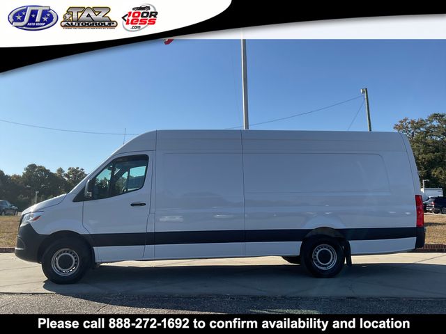 Vehicle image 5 of 16
