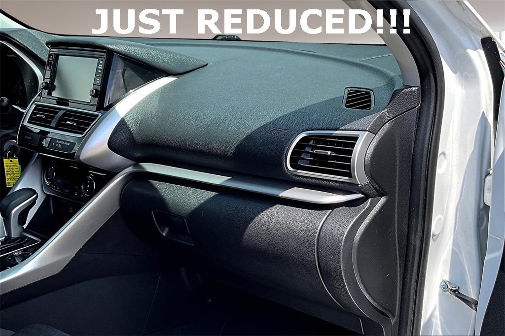 Vehicle image 17 of 35