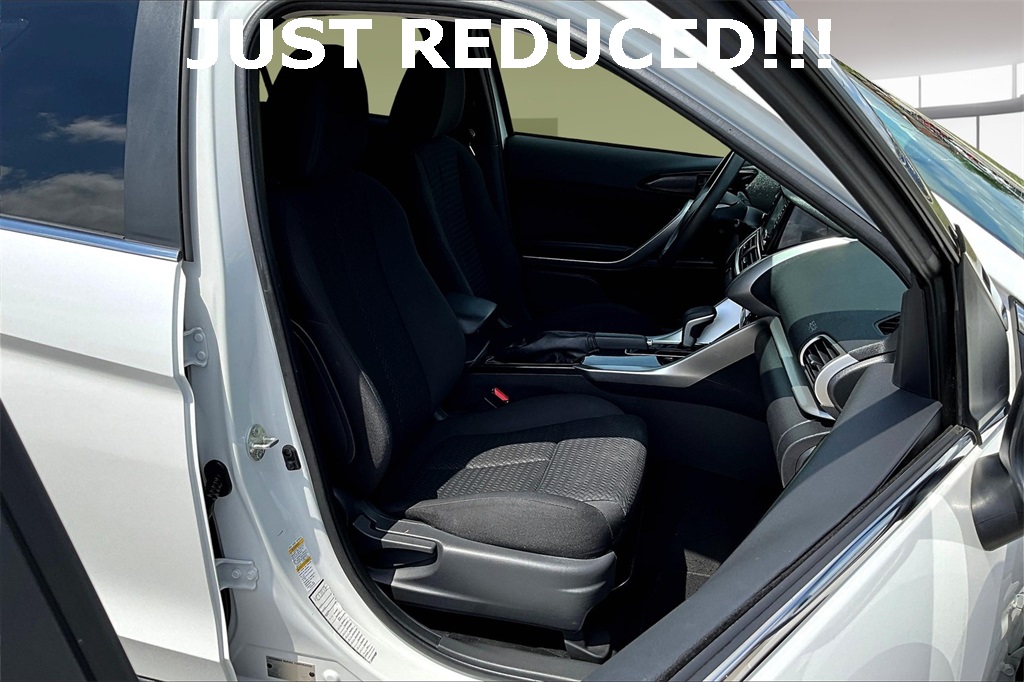 Vehicle image 9 of 35