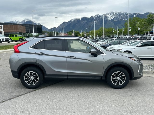 Vehicle image 4 of 15