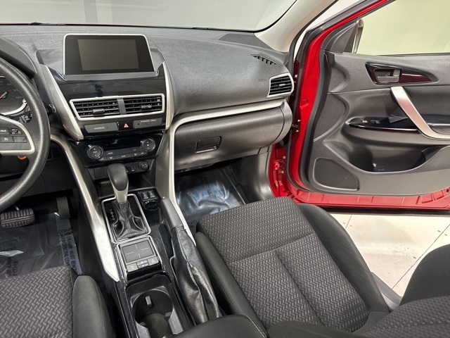Vehicle image 28 of 37
