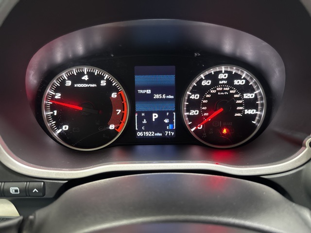 Vehicle image 22 of 37