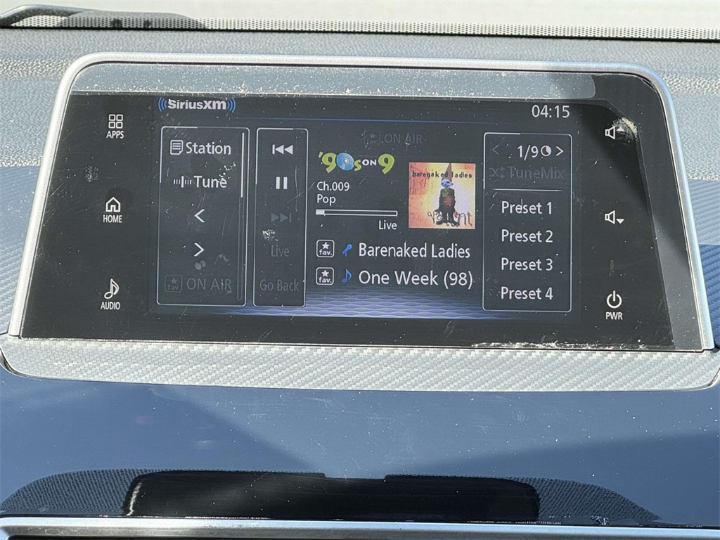 Vehicle image 16 of 31